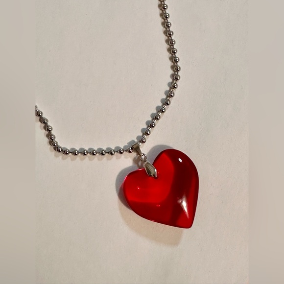 Red Crystal Heart Pendant Necklace Large Glass Heart Shaped Chunky 3D New Beaded - Picture 7 of 9